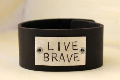 Live Brave bracelet