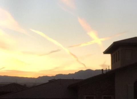 Pilots playing tic tac toe in the sky (Boulder, Colorado)
