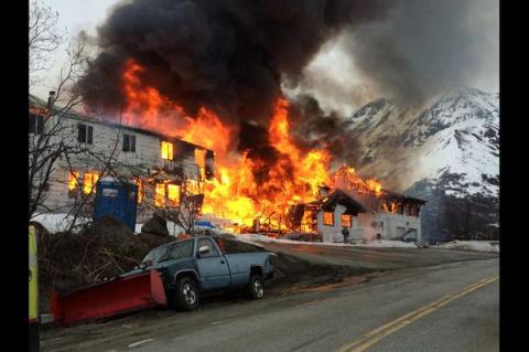 Motherlode Lodge burns down in Hatcher Pass, Alaska